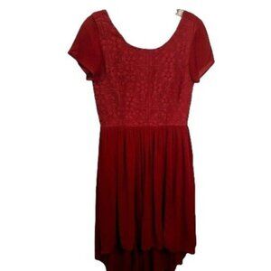 Alya Maroon‎ Lace Short Sleeve Hi Low Mid Dress Small